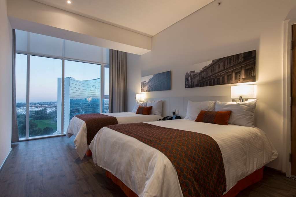Camino Real Puebla Hotel & Suites 部屋 写真